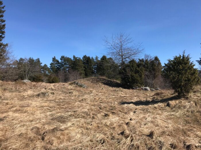 Vagnhärad, Sweden, Walking, Burial Mounds